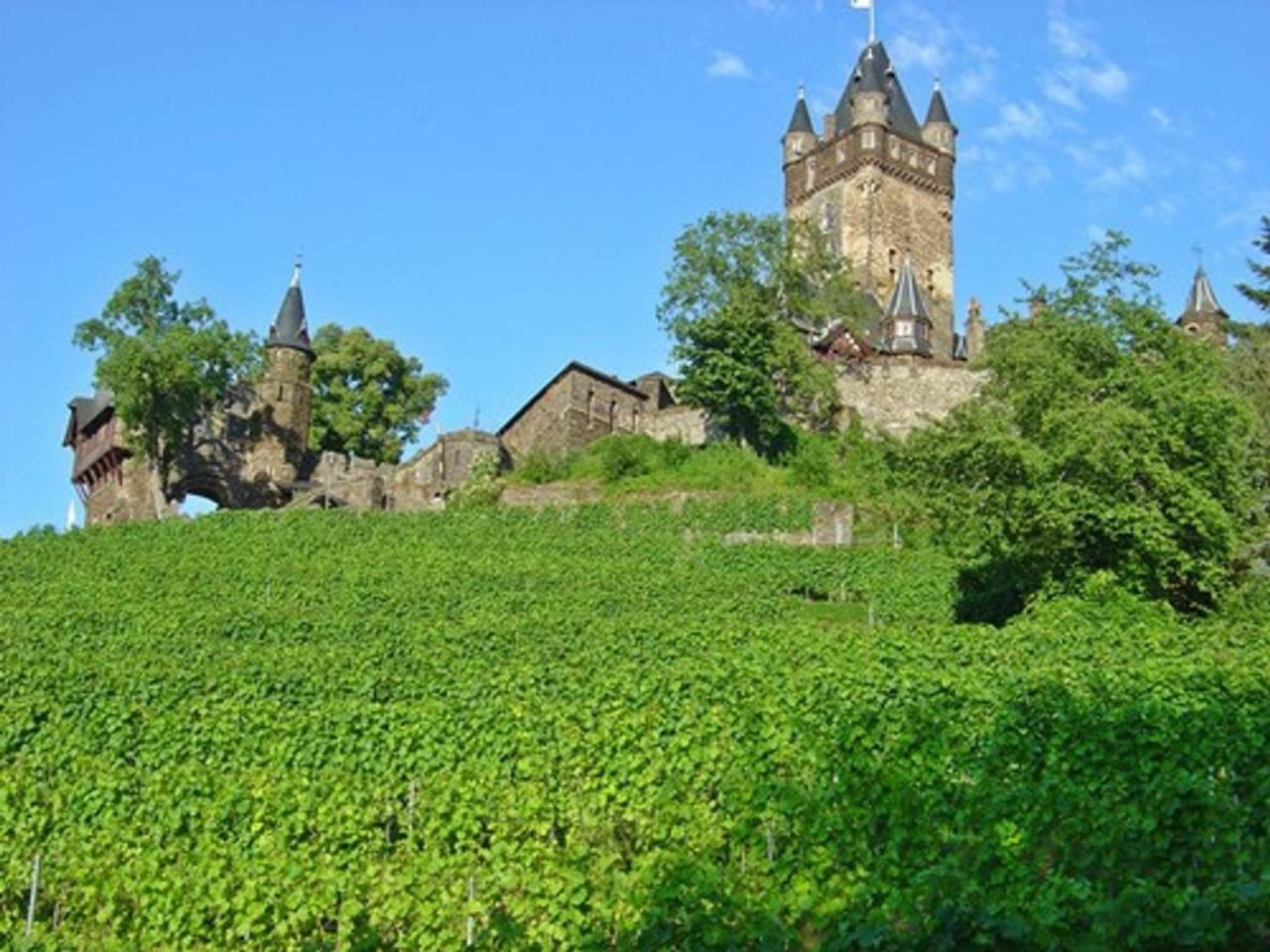 Living Above The Roofs Of Cochem Appartement Buitenkant foto